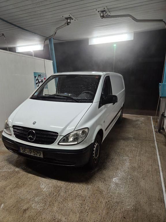 Second-hand Mercedes Vito 150 CP (110 kW) 2010 Alb