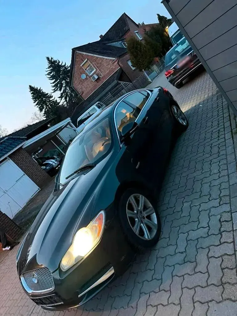 Gebraucht Jaguar XF 240 PS (176 kW) 2009 Blau Limousine