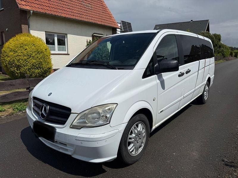 Weiß Gebraucht 2011 Mercedes Vito Van / Kleinbus | 7.999 € (Superpreis) - Bild 1/4