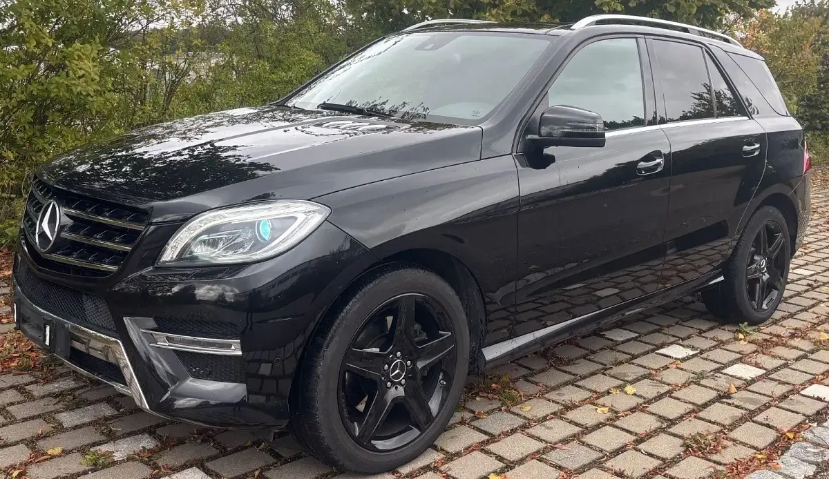 Gebraucht Mercedes ML250 AMG 204 PS (150 kW) 2016 Schwarz SUV