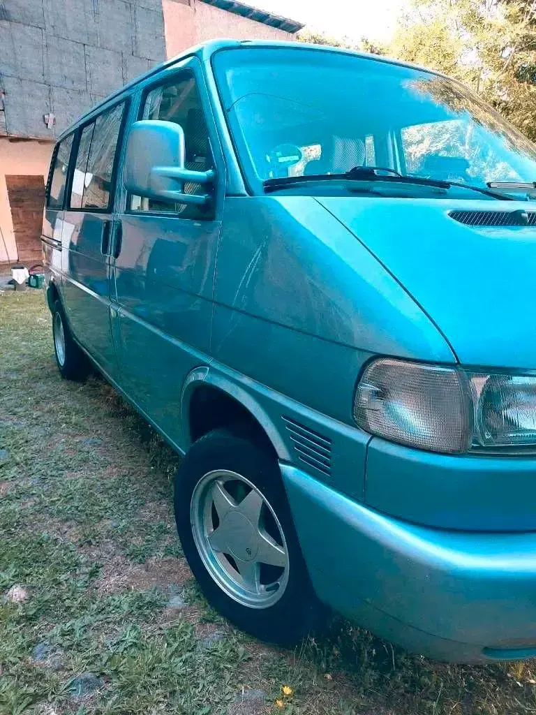 Gebraucht VW T4 115 PS (84 kW) 1997 Blau Van