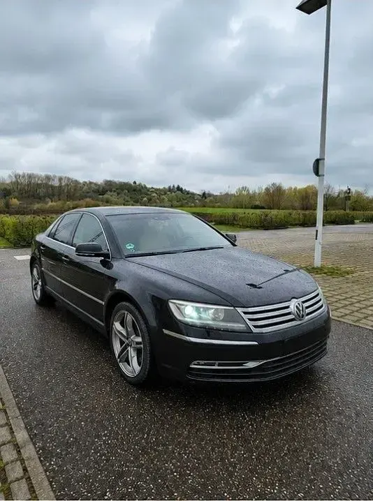 Gebraucht VW Phaeton 239 PS (175 kW) 2012 Beige Limousine