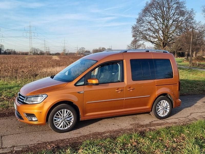 Gebraucht VW Caddy Highline 110 PS (80 kW) 2016 Orange Van / Kleinbus