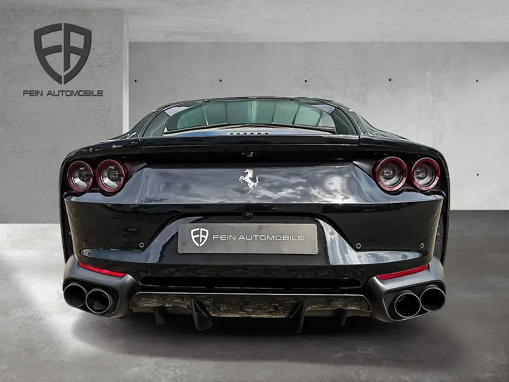 Gebraucht Ferrari 812 795 PS (584 kW) 2020 Schwarz Coupé