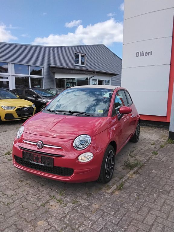 Rot Gebraucht 2023 Fiat 500 Club Cabrio | 13.990 € (Fairer Preis) - Bild 1/4
