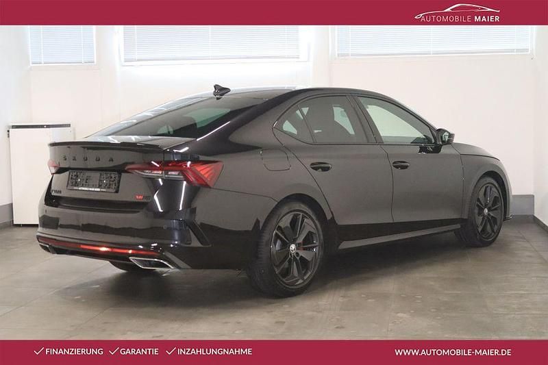 Gebraucht Skoda Octavia RS 200 PS (147 kW) 2022 Schwarzmagic perleffekt Limousine