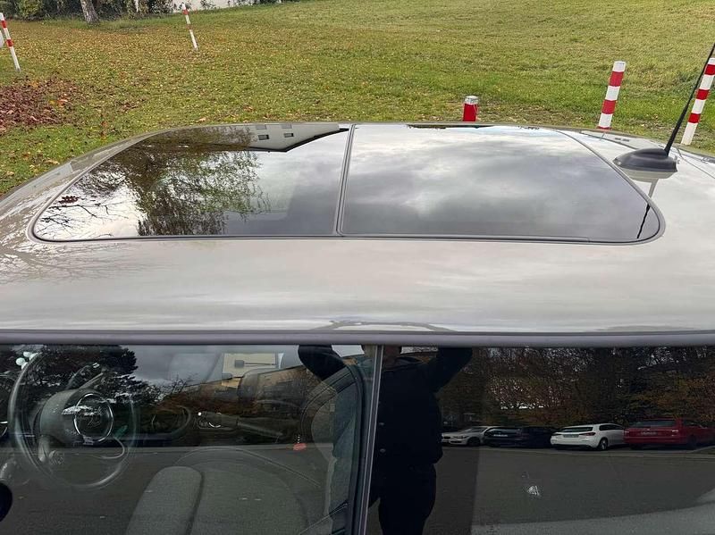 Gebraucht Mini ONE 102 PS (75 kW) 2019 Grau Kleinwagen