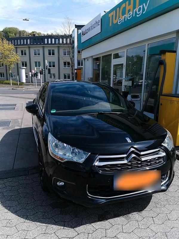 Gebraucht Citroën DS4 Sport Chic 200 PS (147 kW) 2014 Schwarz Kleinwagen