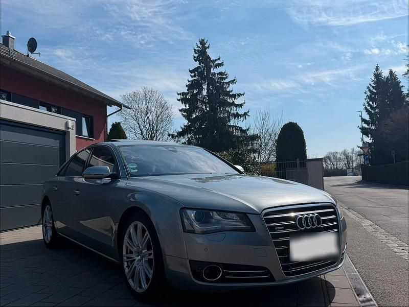 Second-hand Audi A8 351 CP (258 kW) 2011 Gri Berlinǎ