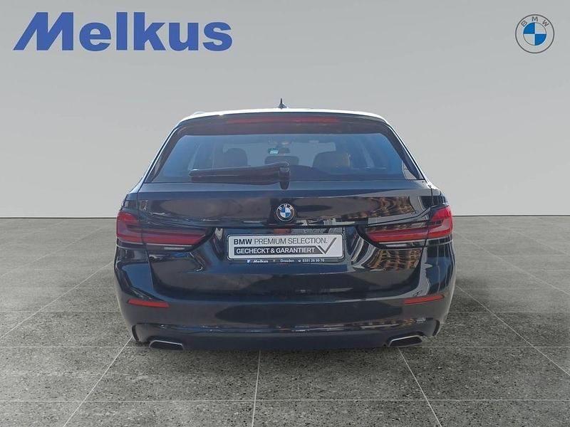 Gebraucht BMW 530 Performance 286 PS (210 kW) 2022 Schwarz Kombi