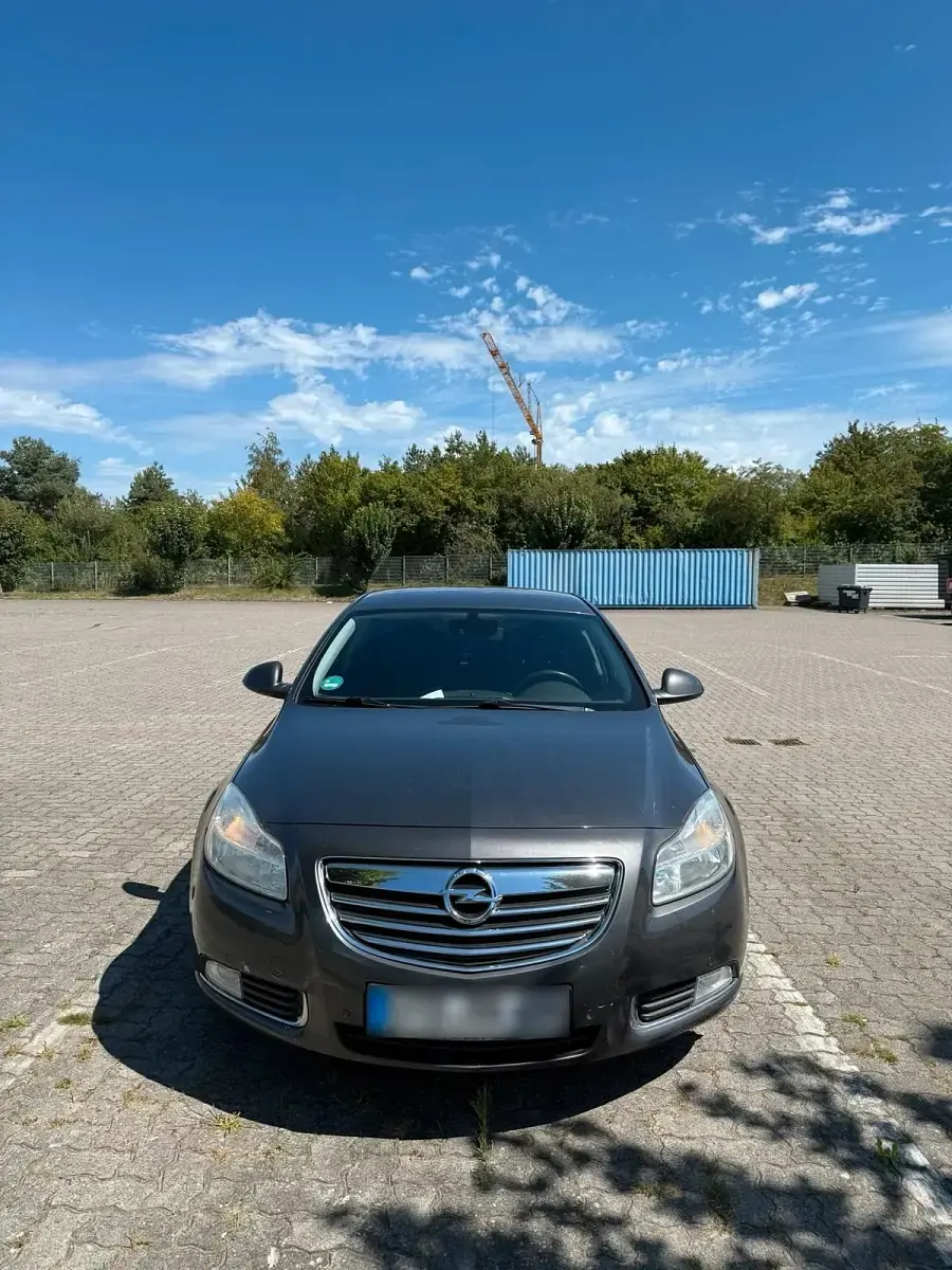 Gebraucht Opel Insignia 160 PS (117 kW) 2009 Grau Limousine