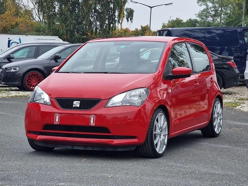 Second-hand Seat Mii Chic 75 CP (55 kW) 2016 Roșu Hatchback