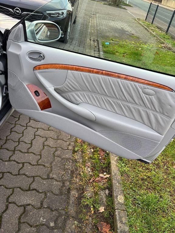 Gebraucht Mercedes CLK320 Elegance 260 PS (191 kW) 2005 Grau Coupé