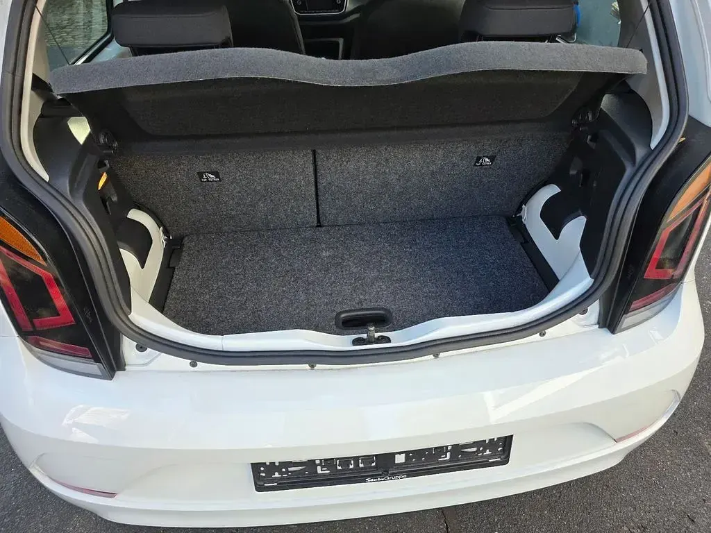 Gebraucht VW e-up! 61 kW (83 PS) 2020 Weiß Kleinwagen