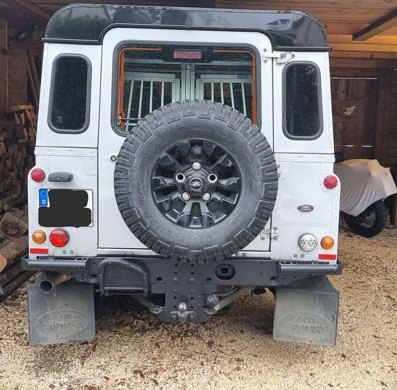 Gebraucht Land Rover Defender SE 122 PS (89 kW) 2015 Silber Kombi