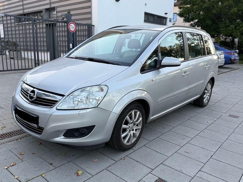 Other Gebraucht 2009 Opel Zafira Edition Van / Kleinbus | 3.950 € (Fairer Preis) - Bild 1/4