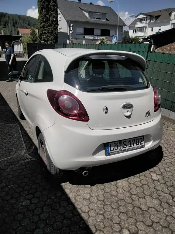 Usata Ford Ka Trend 69 CV (50 kW) 2011 Bianco Utilitaria