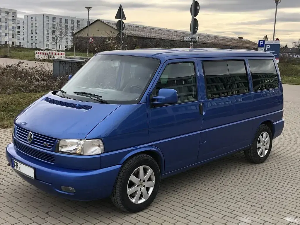 Gebraucht VW Multivan 151 PS (111 kW) 2001 Blau Van / Kleinbus