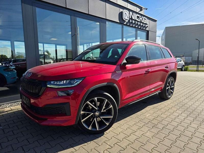 Rot Gebraucht 2022 Skoda Kodiaq SportLine SUV | 37.999 € (Fairer Preis) - Bild 1/1