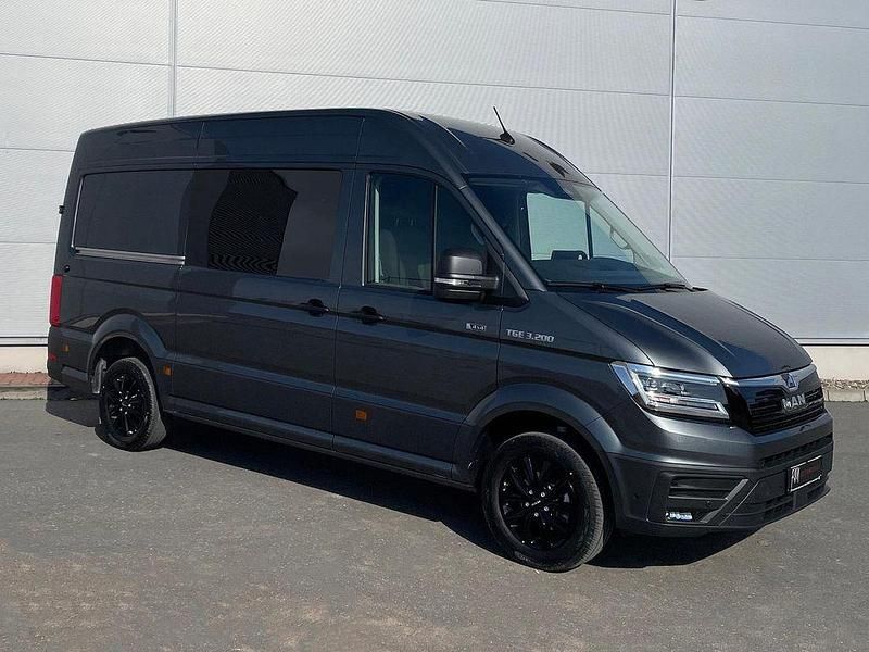 Neu MAN TGE 205 PS (150 kW) 2026 Grau Van
