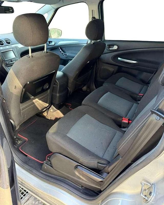 Gebraucht Ford S-MAX Business Edition 140 PS (102 kW) 2013 Polarsilbermetallic Van / Kleinbus