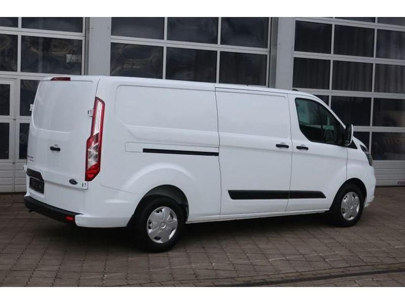 Gebraucht Ford Transit Custom 105 PS (77 kW) 2023 Frostweiß Van
