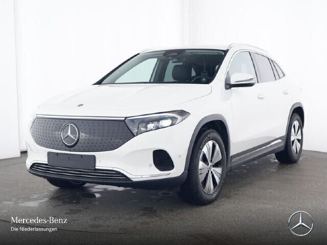 Weiß Gebraucht 2024 Mercedes EQA300 Advanced SUV | 33.990 € (Guter Preis) - Bild 1/4