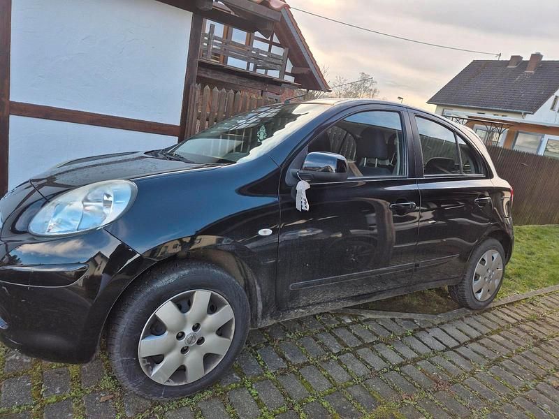 Schwarz Gebraucht 2011 Nissan Micra Limousine | 4.600 € (Fairer Preis) - Bild 1/4