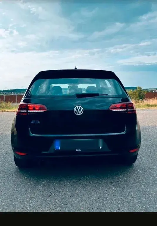 Gebraucht VW Golf VII GTE 204 PS (150 kW) 2015 Schwarz Limousine
