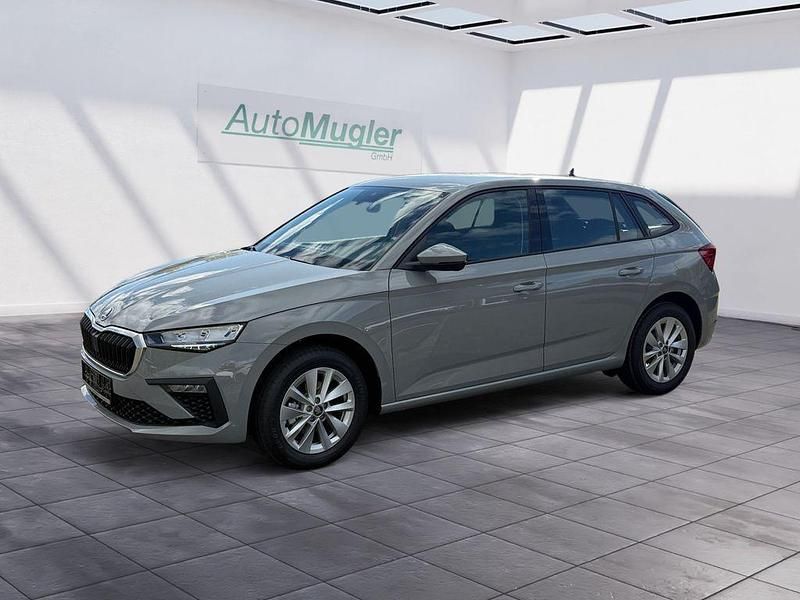 Neu Skoda Scala 116 PS (85 kW) 2025 Grau Kleinwagen