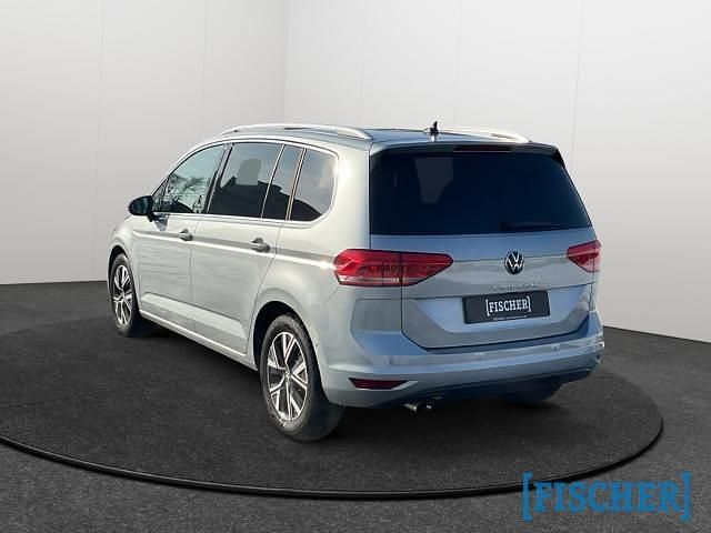 Gebraucht VW Touran Highline 150 PS (110 kW) 2025 Silber Van / Kleinbus