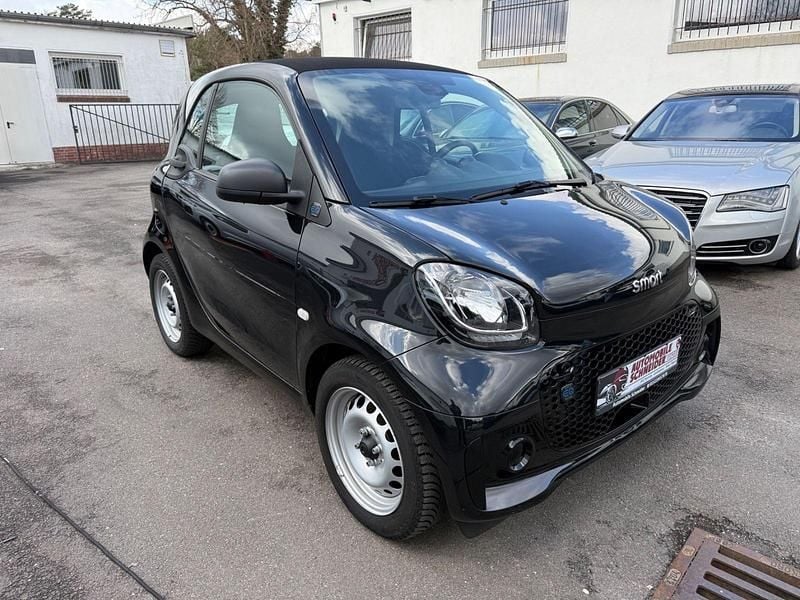 Gebraucht Smart ForTwo Coupé 60 kW (82 PS) 2023 Schwarz Coupé