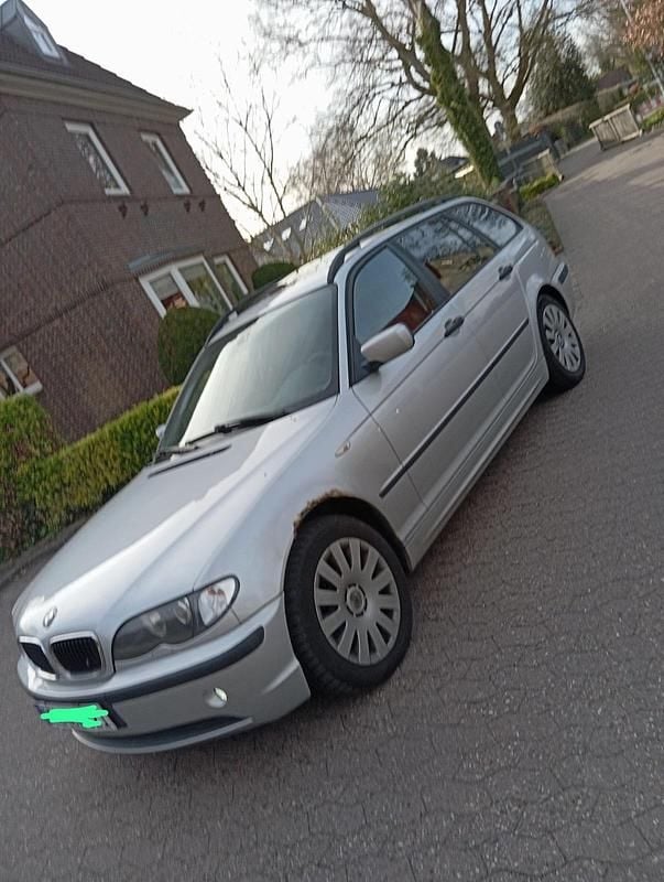 Usata BMW 320 150 CV (110 kW) 2002 Argento Station wagon