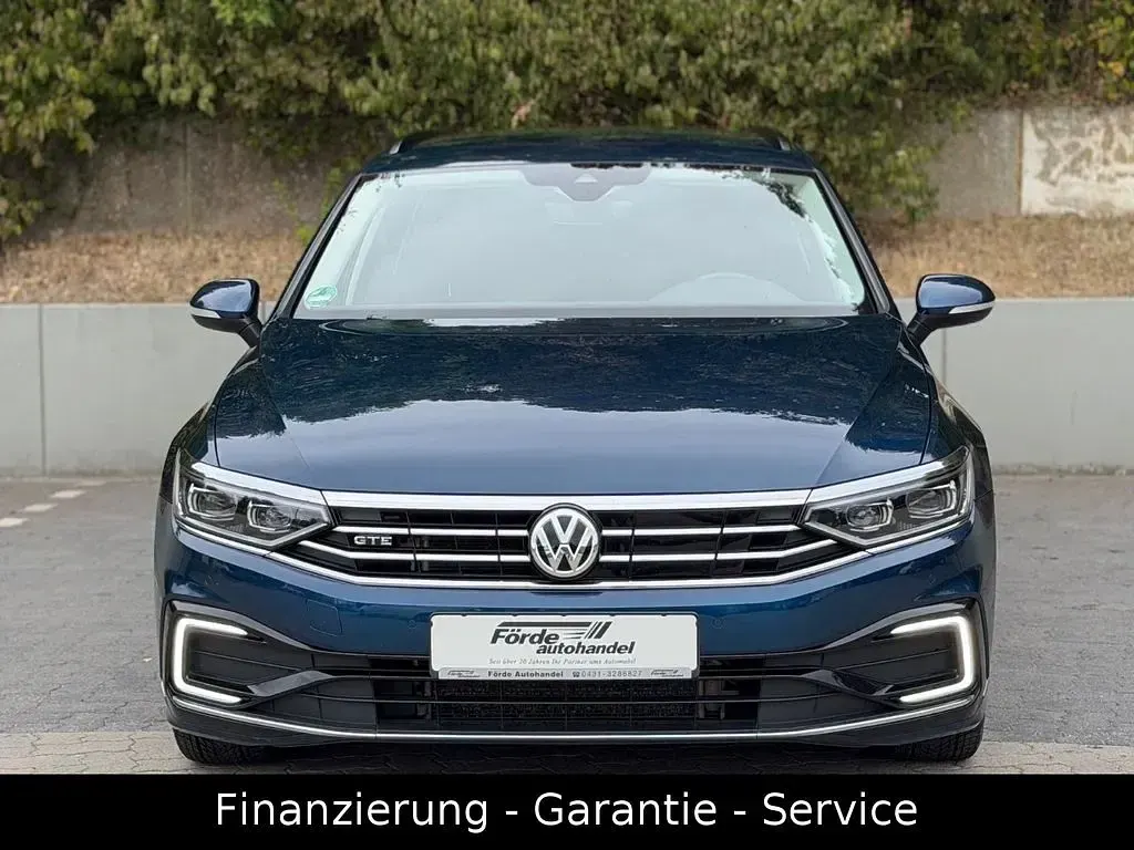 Gebraucht VW Passat GTE 156 PS (114 kW) 2020 Blau Kombi