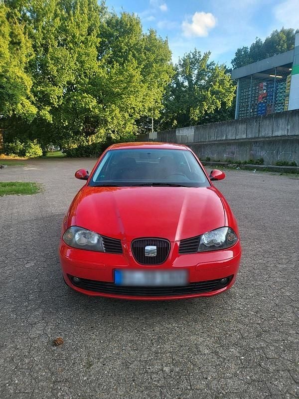 Rot Gebraucht 2005 Seat Ibiza Kleinwagen | 1.800 € (Fairer Preis) - Bild 1/4