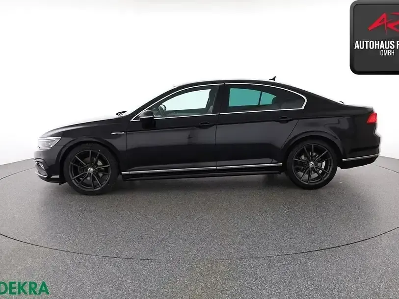 Usata VW Passat R-line 190 CV (139 kW) 2020 Nero Berlina
