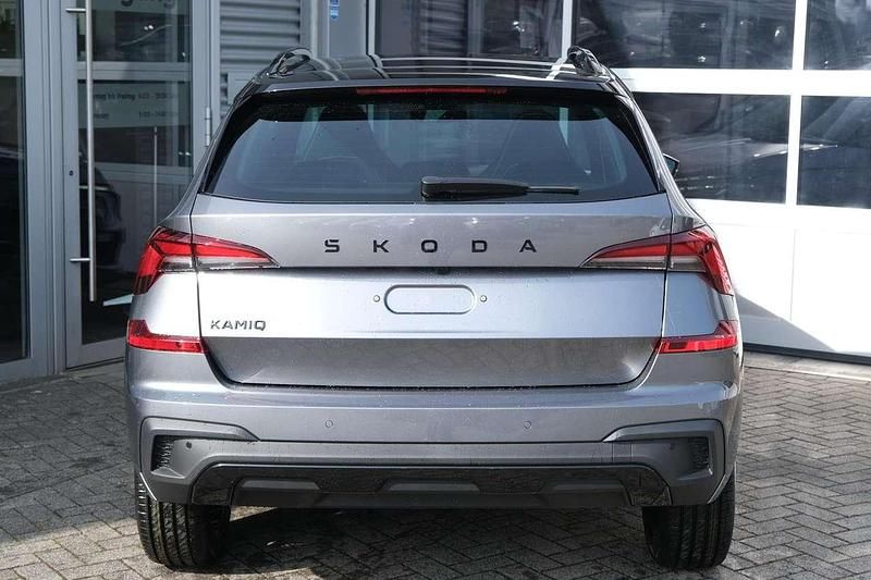 Neu Skoda Kamiq Monte Carlo 116 PS (85 kW) 2026 Graphite grau met. / dac... SUV