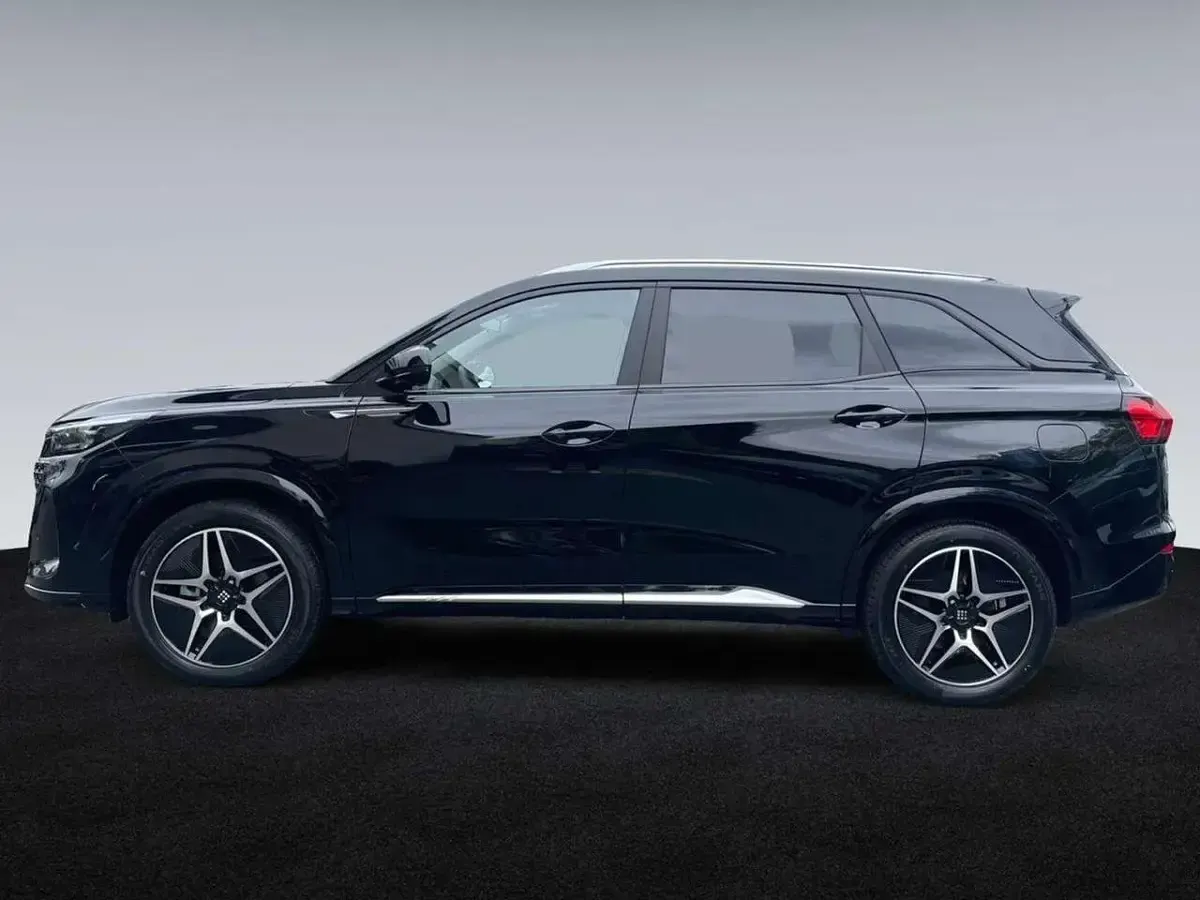 Nouvelle DFSK E5 177 ch (130 kW) 2026 Noir SUV