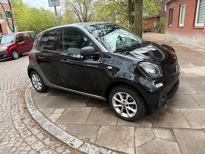 Usado Smart ForFour 71 HP (52 kW) 2018 Preto Citadino
