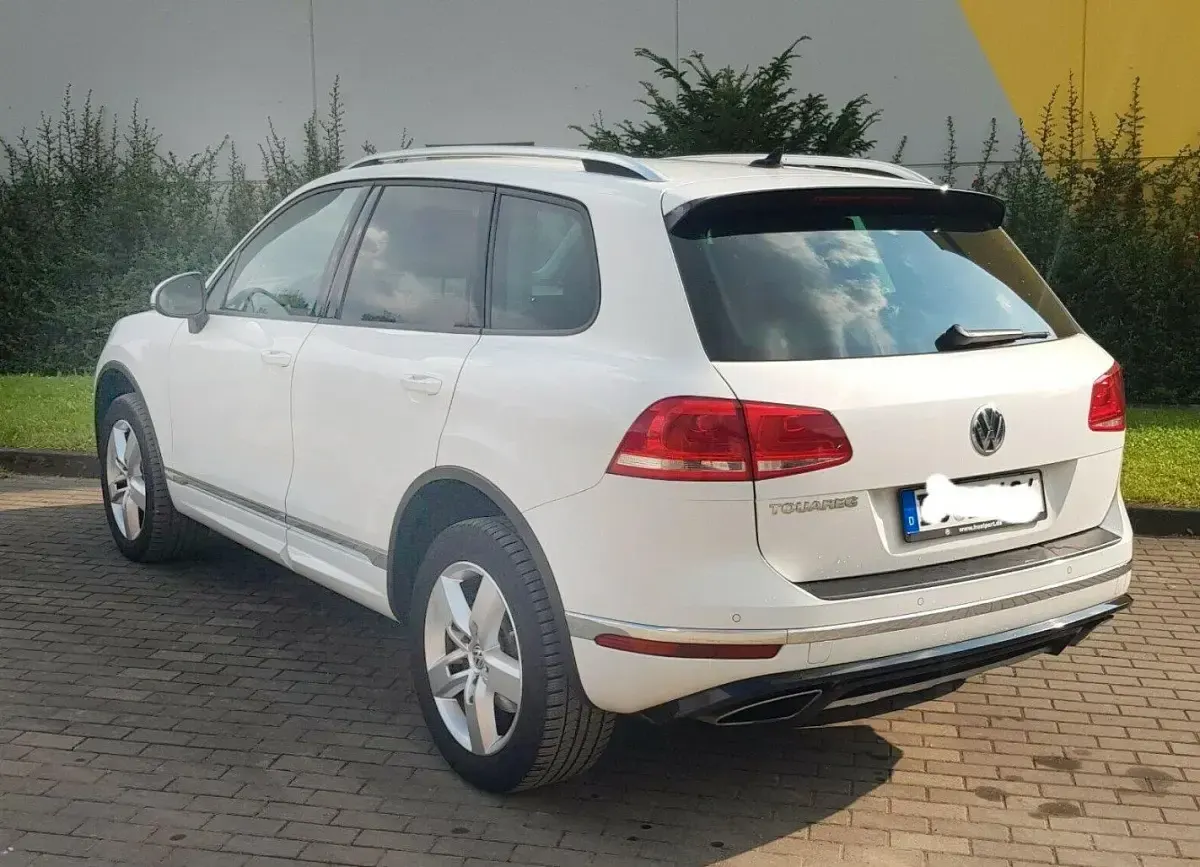 Gebraucht VW Touareg R-line 262 PS (192 kW) 2017 Weiß SUV