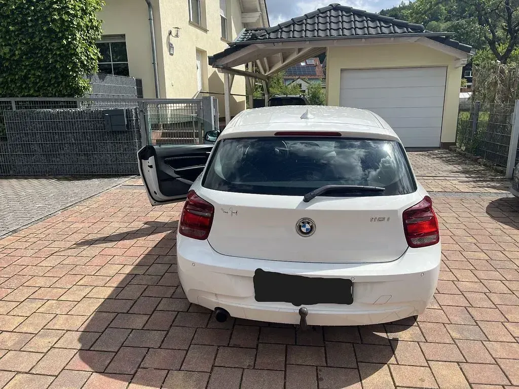 Gebraucht BMW 116 136 PS (100 kW) 2013 Weiß Kleinwagen