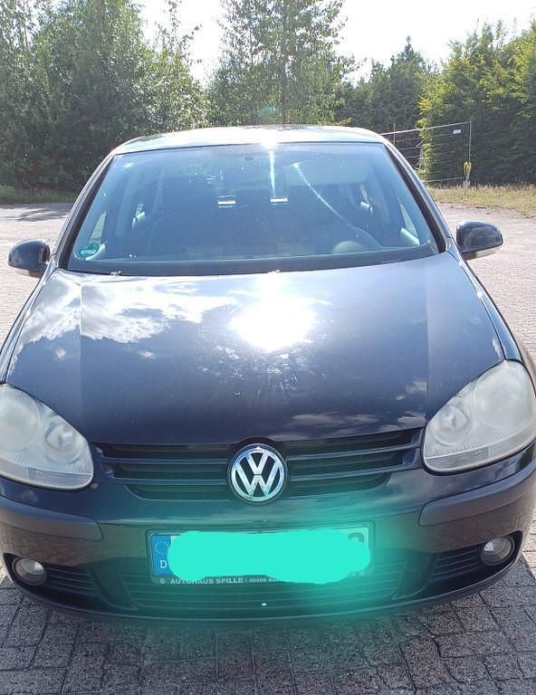 Schwarz Gebraucht 2005 VW Golf IV Trendline Limousine | 1.500 € (Superpreis) - Bild 1/4