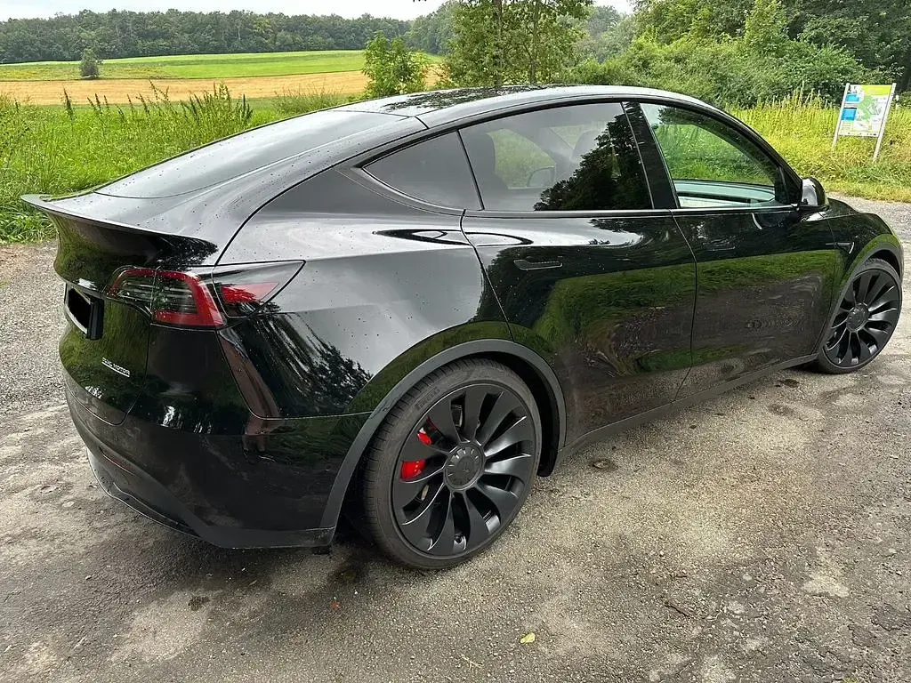 Gebraucht Tesla Model Y Performance 320 kW (436 PS) 2022 Schwarz SUV