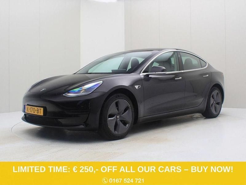 Schwarz Gebraucht 2020 Tesla Model 3 Standard Range Limousine | 19.900 € (Guter Preis) - Bild 1/4