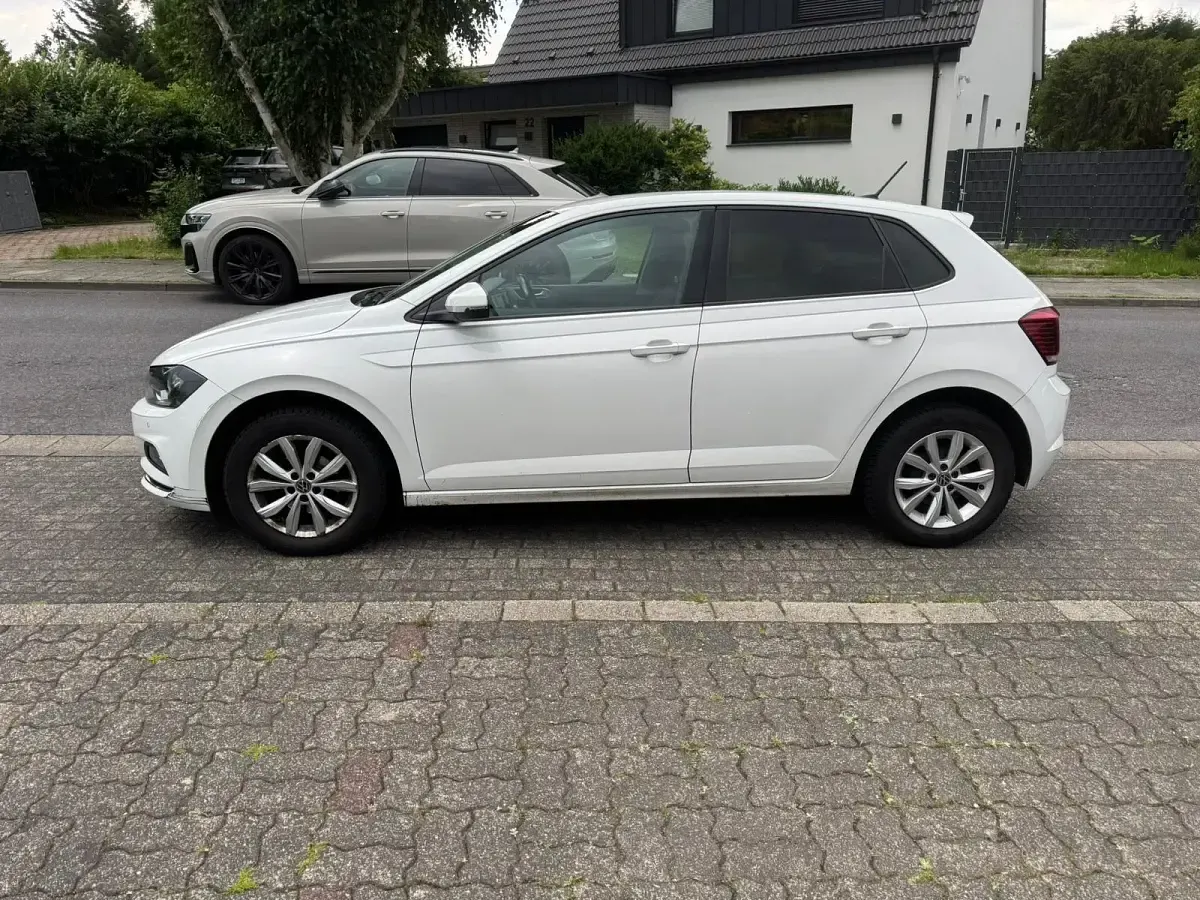 Gebraucht VW Polo 95 PS (69 kW) 2020 Weiß Kleinwagen