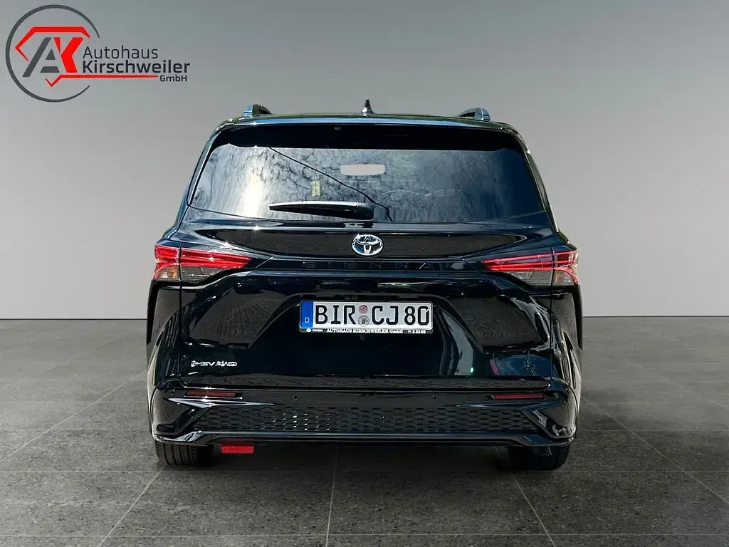 Gebraucht Toyota Sienna XLE 247 PS (181 kW) 2025 Schwarz Van / Kleinbus