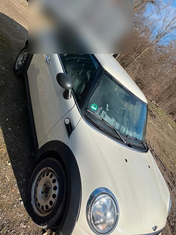 Gebraucht Mini Cooper 75 PS (55 kW) 2013 Weiß Kleinwagen