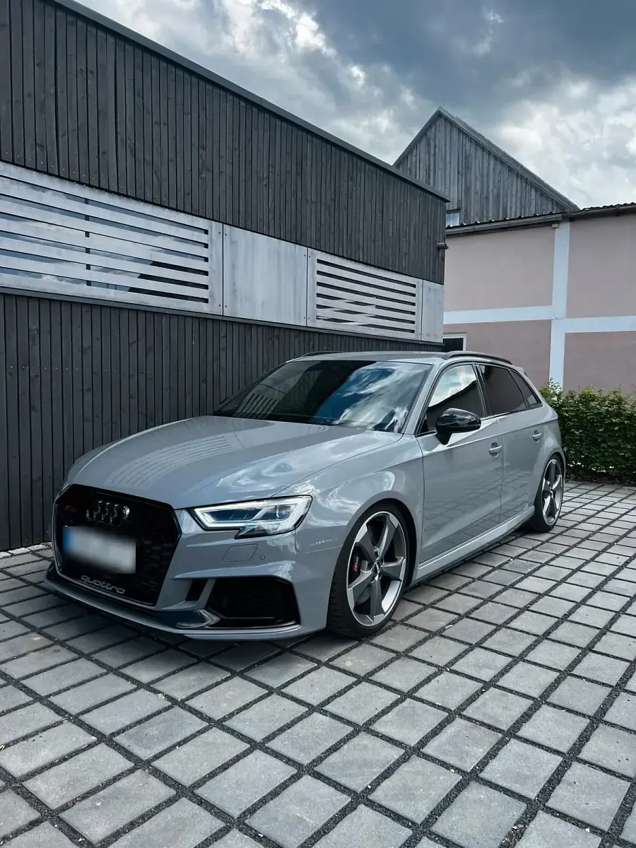 Gebraucht Audi RS3 400 PS (294 kW) 2020 Grau Limousine