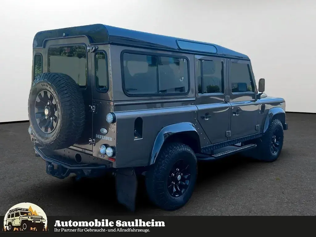 Gebraucht Land Rover Defender 122 PS (89 kW) 2013 Braun SUV