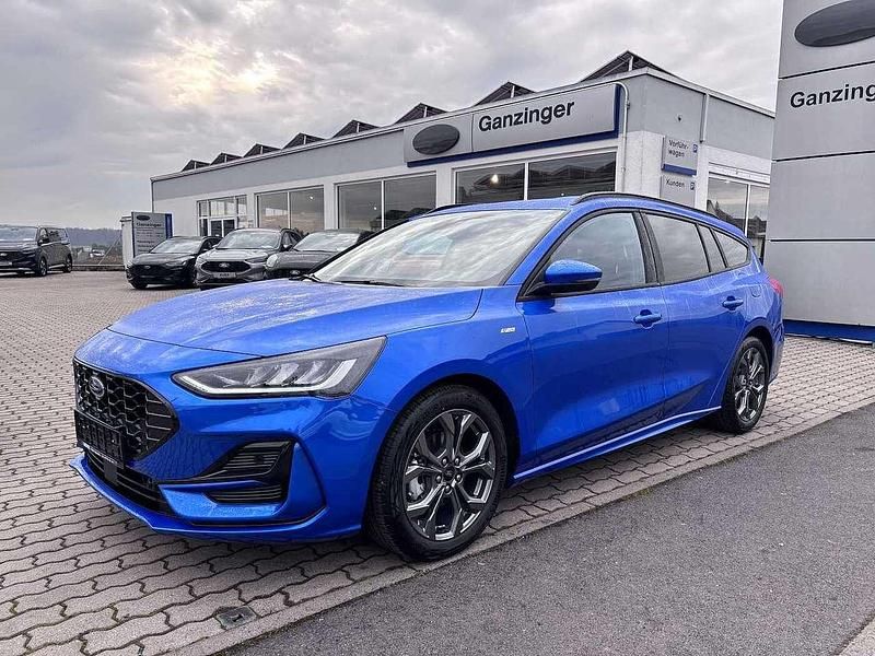 Desert island blue metallic Neu 2025 Ford Focus ST-Line X Kombi | 28.990 € (Superpreis) - Bild 1/4